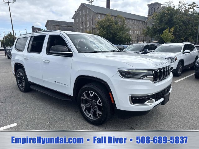 Used 2024 Jeep Wagoneer Series III AWD/4WD image 2