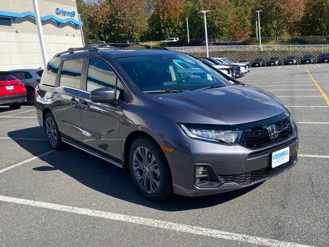 New 2026 Honda Odyssey Touring image 2