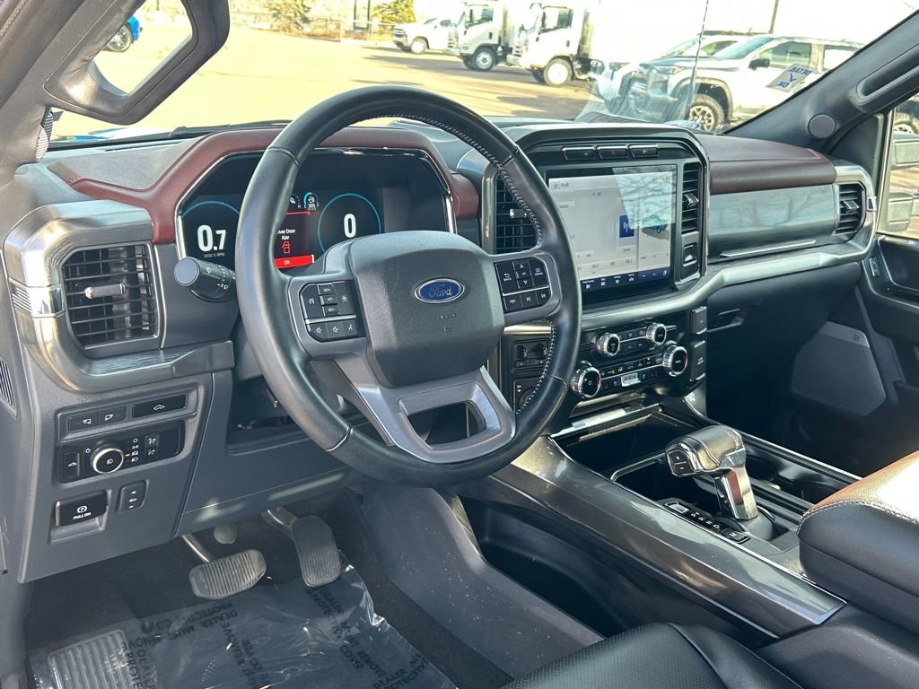 Used 2022 Ford F150 Lariat w/ Max Trailer Tow Package image 9