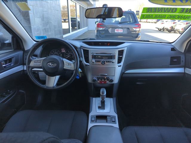 Used 2011 Subaru Outback 2.5i Premium w/ All-Weather Pkg AWD/4WD image 14