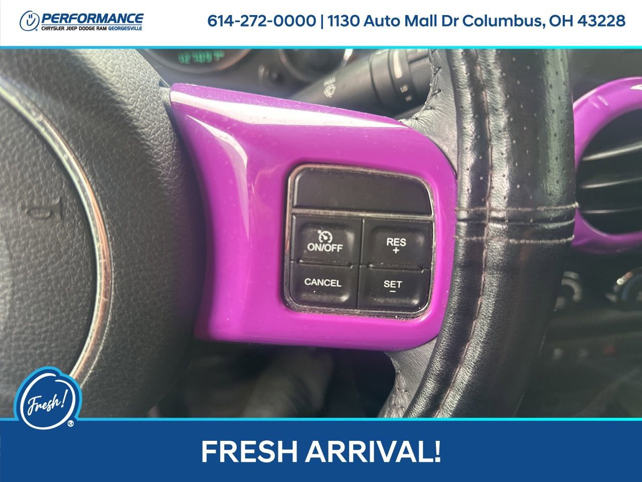 Used 2017 Jeep Wrangler Unlimited Sahara w/ Connectivity Group AWD/4WD image 16