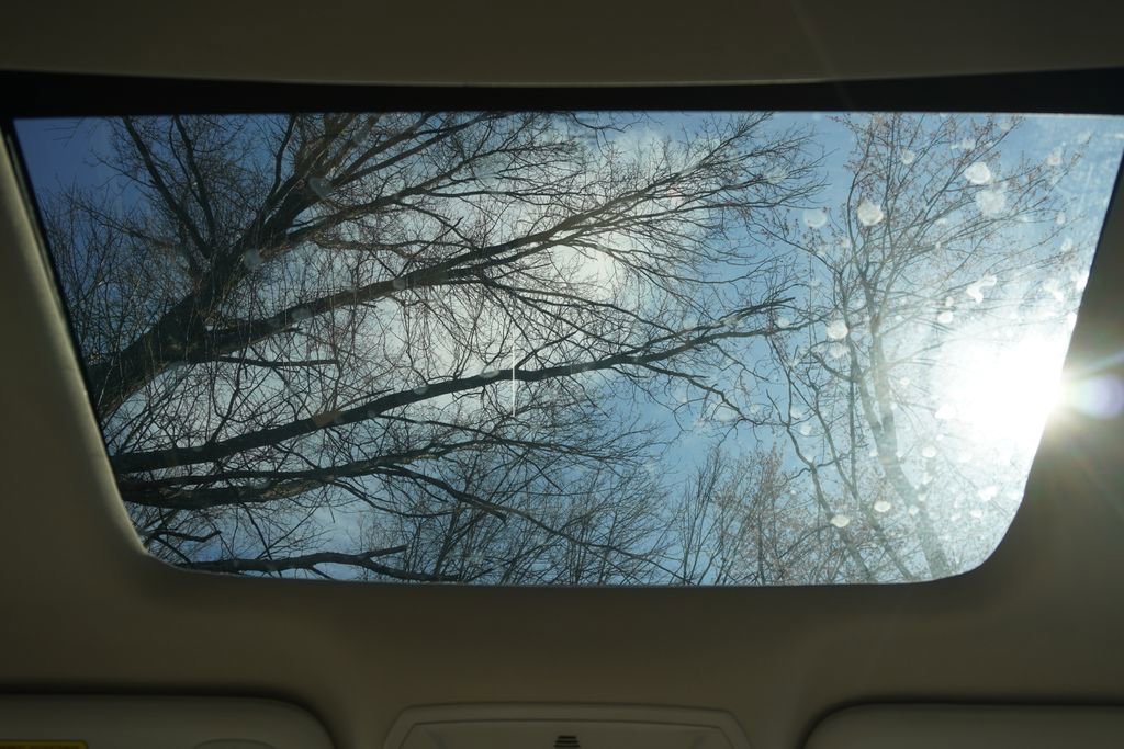 Used 2019 Ford Escape Titanium image 30