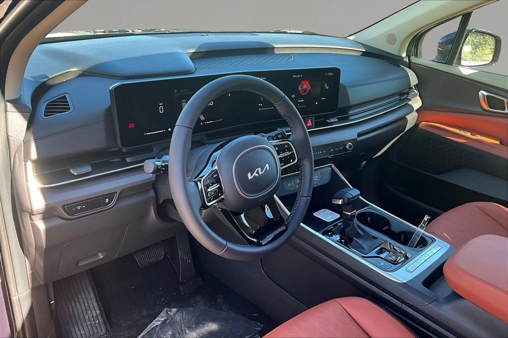 New 2026 Kia Carnival EX FWD image 7