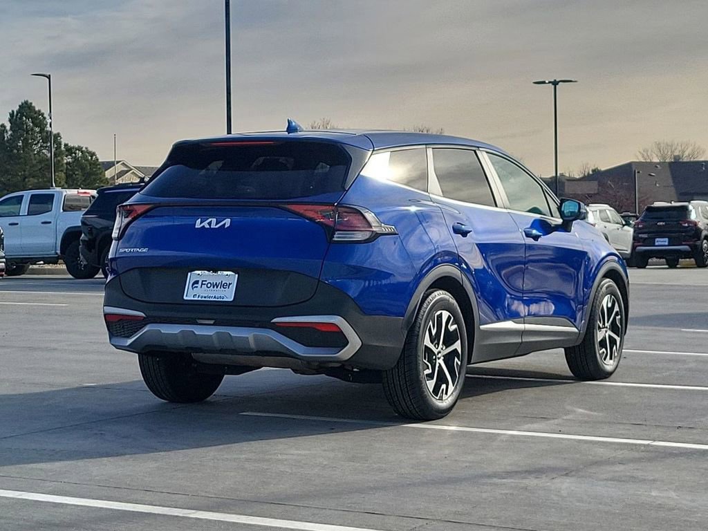 Used 2023 Kia Sportage EX image 8