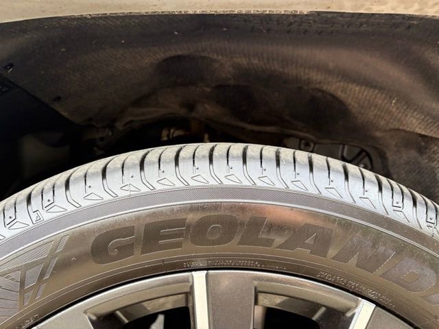 Used 2024 Lexus GX 550 w/ Accessory Package (2T) AWD/4WD image 14