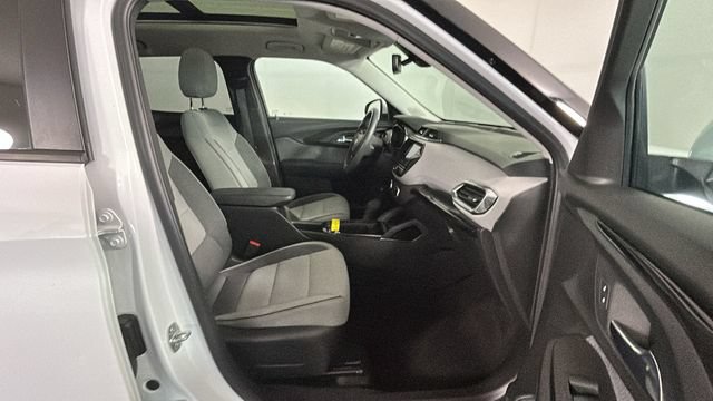 Used 2021 Chevrolet TrailBlazer LT w/ Sun and Liftgate Package FWD image 30