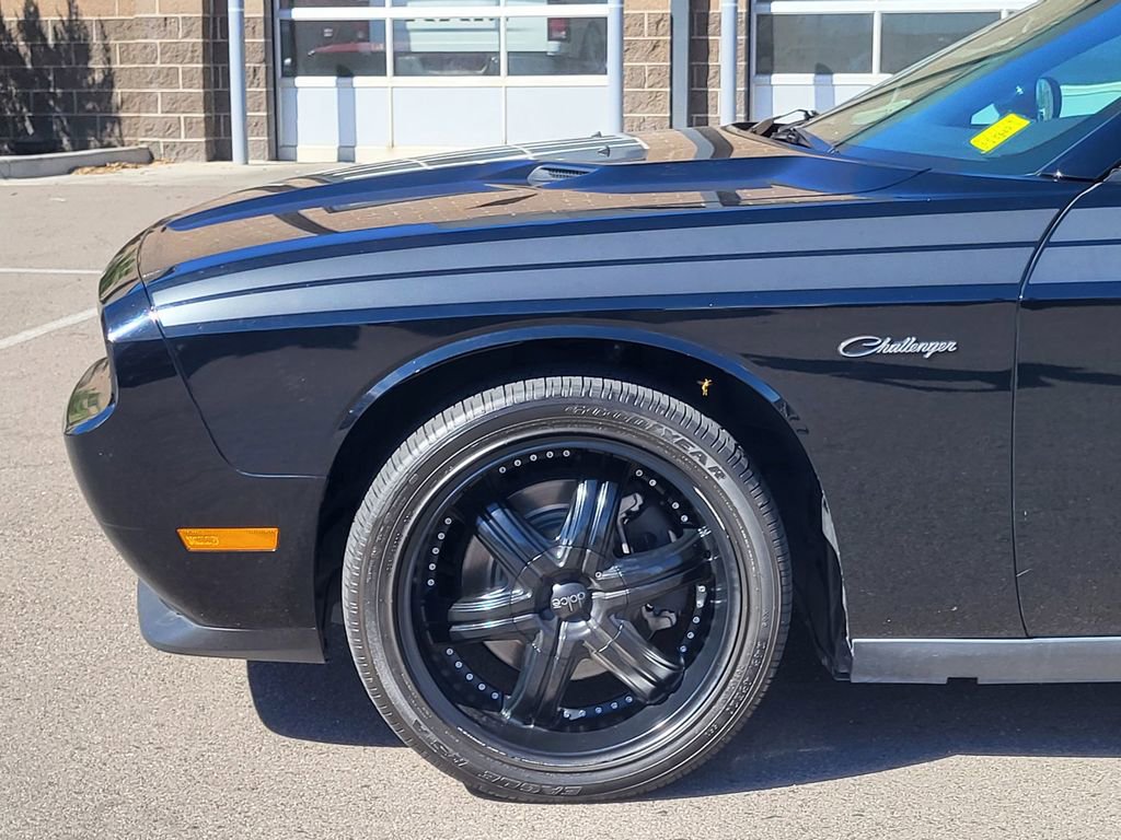 Used 2012 Dodge Challenger R/T image 11