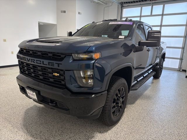 Used 2022 Chevrolet Silverado 2500 Custom w/ Custom Value Package AWD/4WD image 6