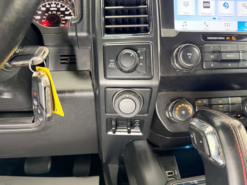 Used 2019 Ford F150 XLT w/ Equipment Group 302A Luxury AWD/4WD image 15