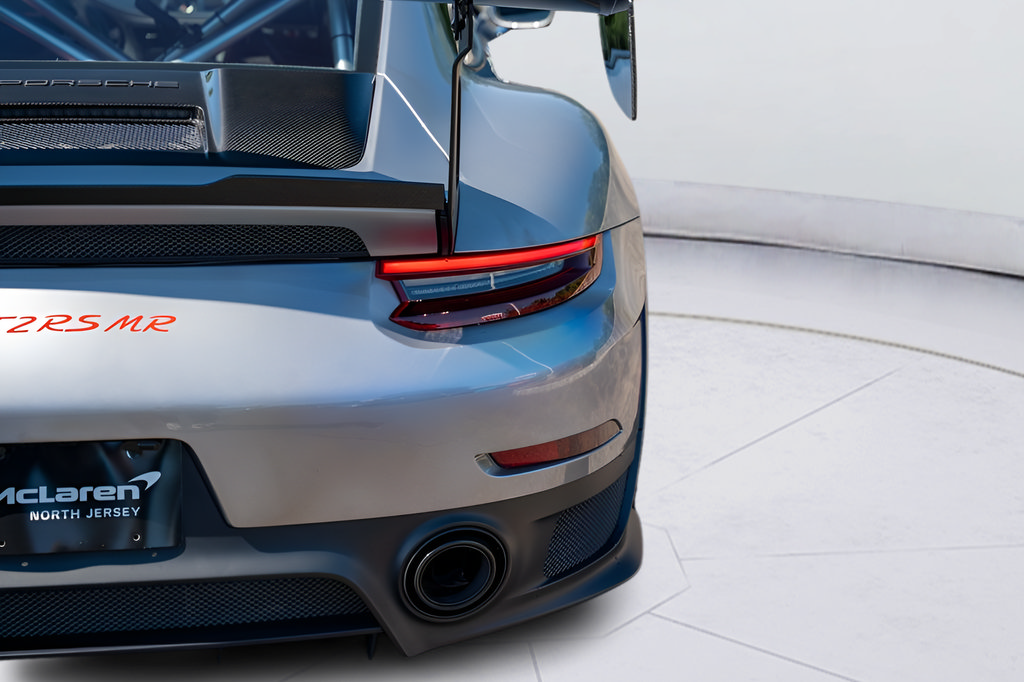 Used 2018 Porsche 911 GT2 RS RWD image 21