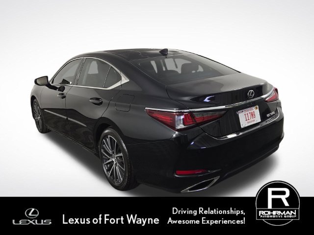 Used 2023 Lexus ES 350 w/ Premium Package FWD image 11