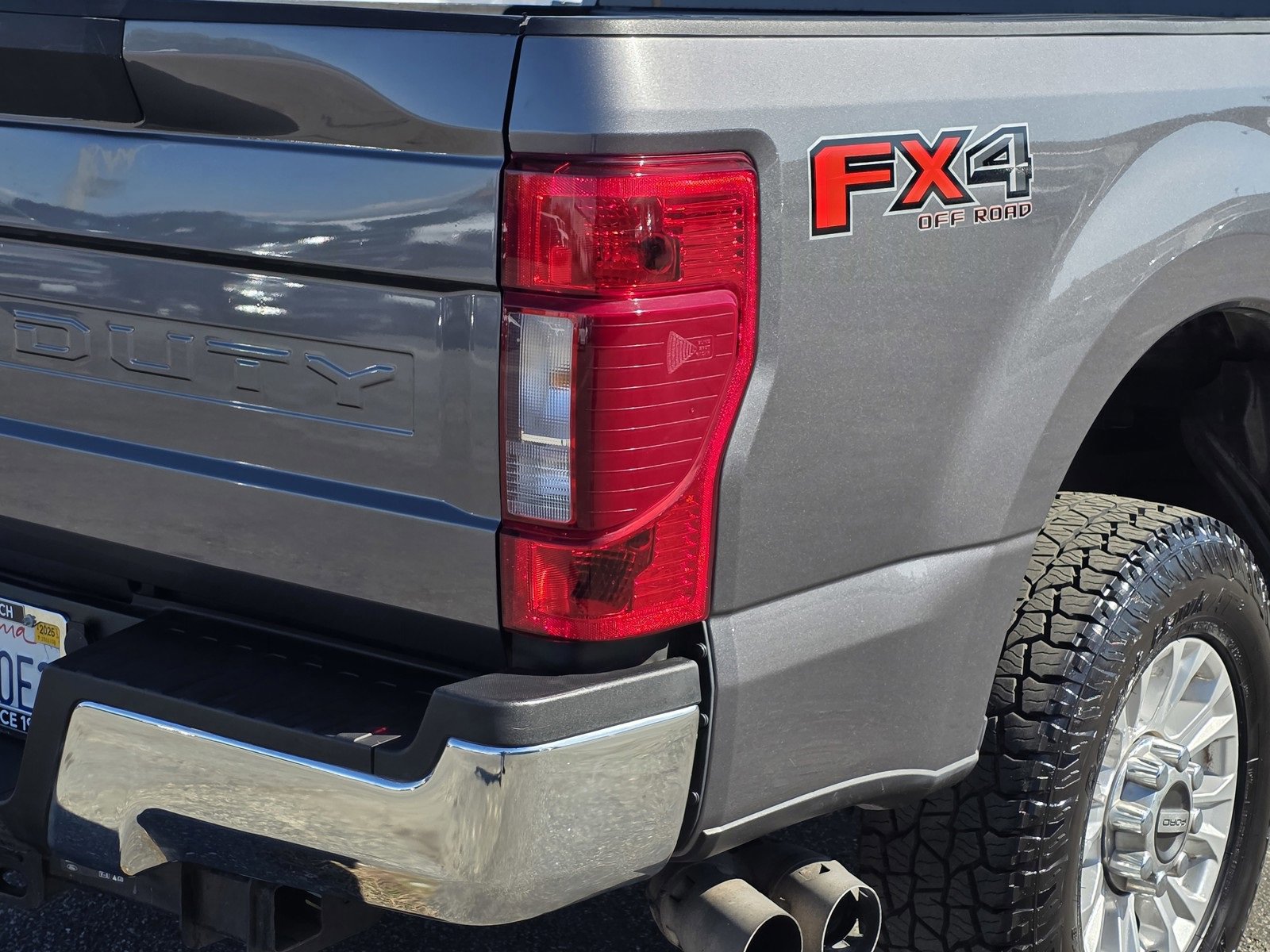Used 2021 Ford F250 XL w/ STX Appearance Package image 14