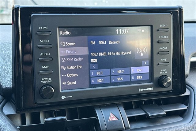 Used 2021 Toyota RAV4 XLE image 18