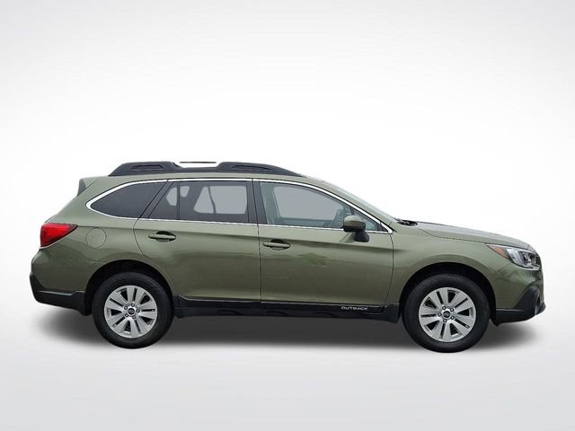 Used 2018 Subaru Outback 2.5i Premium image 7