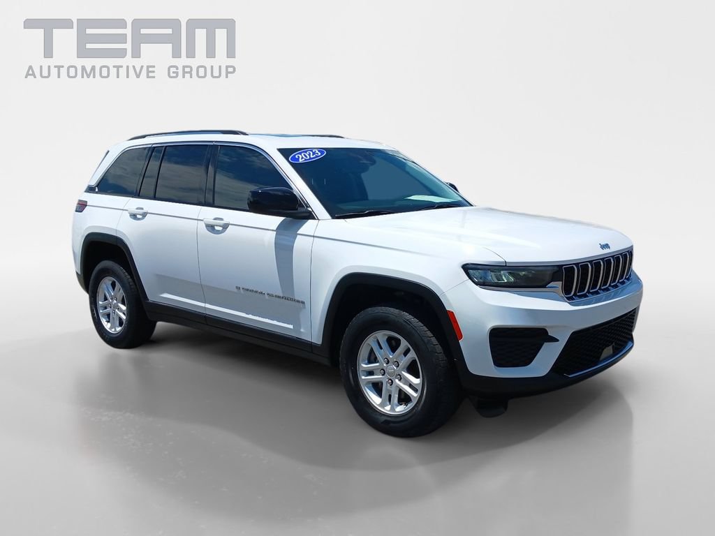 Used 2023 Jeep Grand Cherokee Laredo