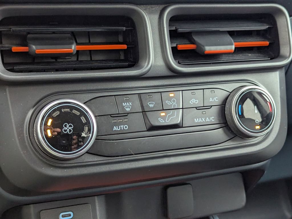 Used 2023 Ford Maverick XLT w/ Equipment Group 300A Standard image 19