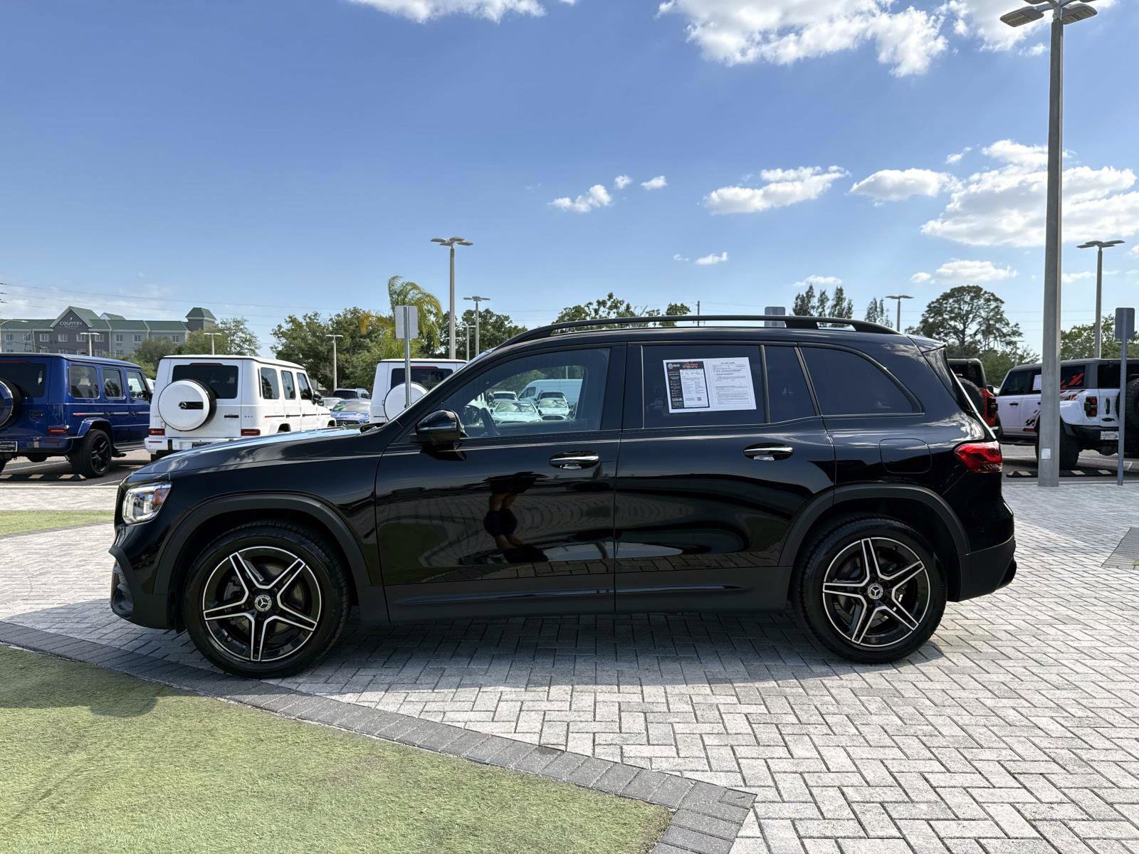 Certified 2023 Mercedes-Benz GLB 250 image 3
