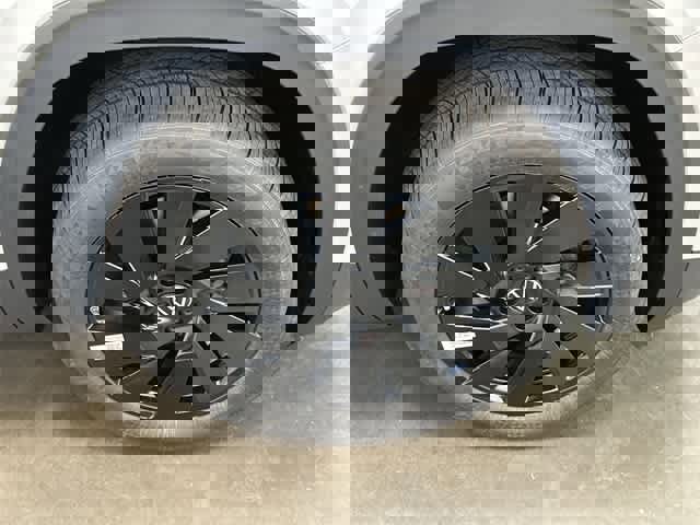 New 2026 Volkswagen Atlas SE image 5