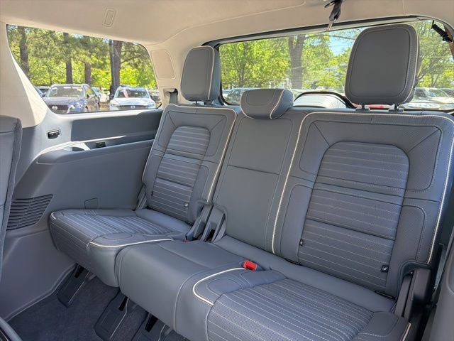 Used 2024 Lincoln Navigator Black Label AWD/4WD image 20