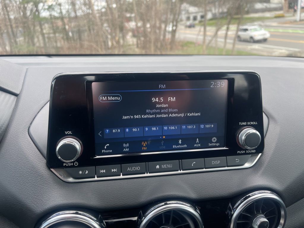 Certified 2025 Nissan Sentra S image 17