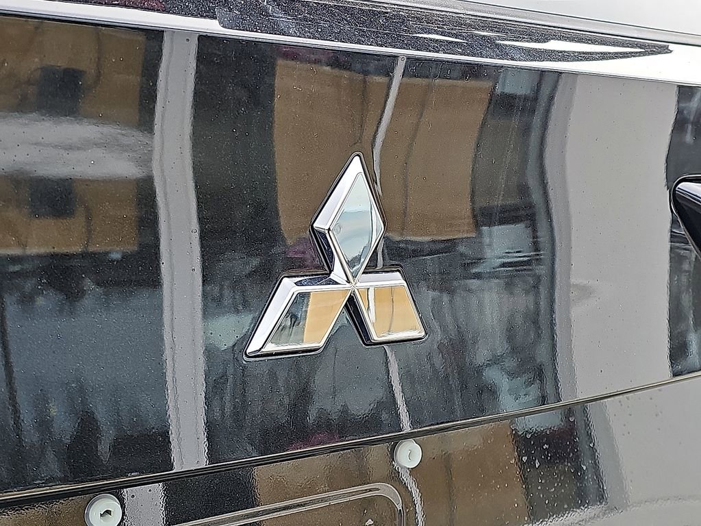 New 2026 Mitsubishi Outlander SE image 20