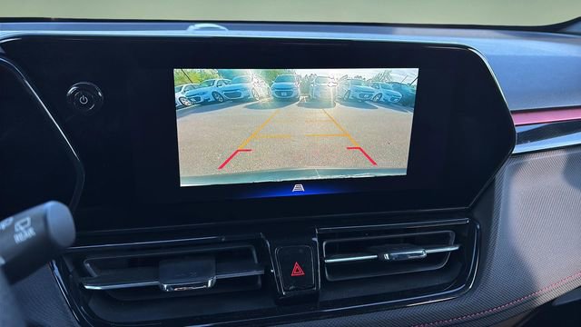 Used 2024 Chevrolet TrailBlazer RS w/ Driver Confidence Package image 26