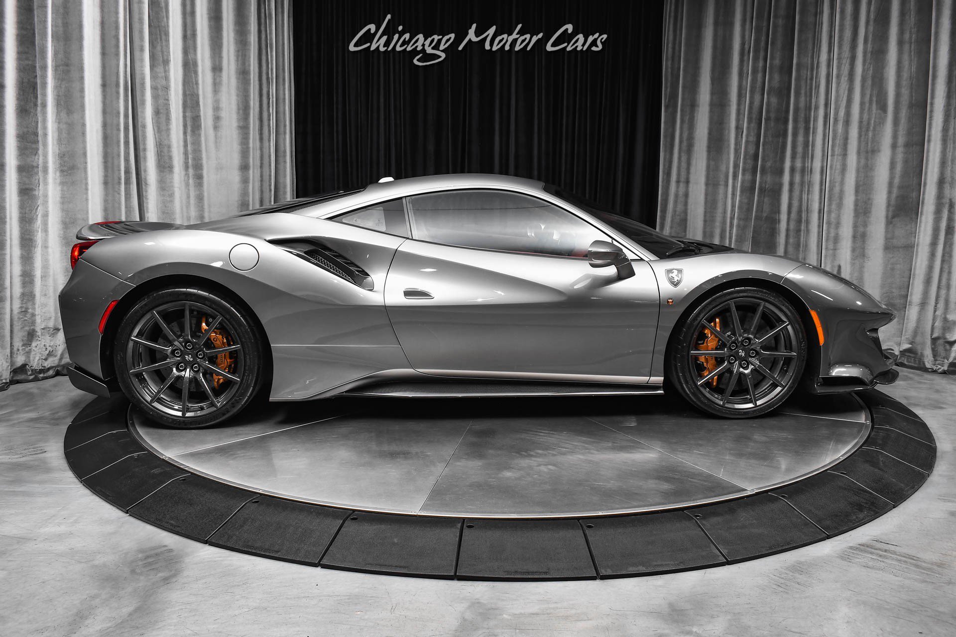 Used 2019 Ferrari 488 Pista Coupe RWD image 47