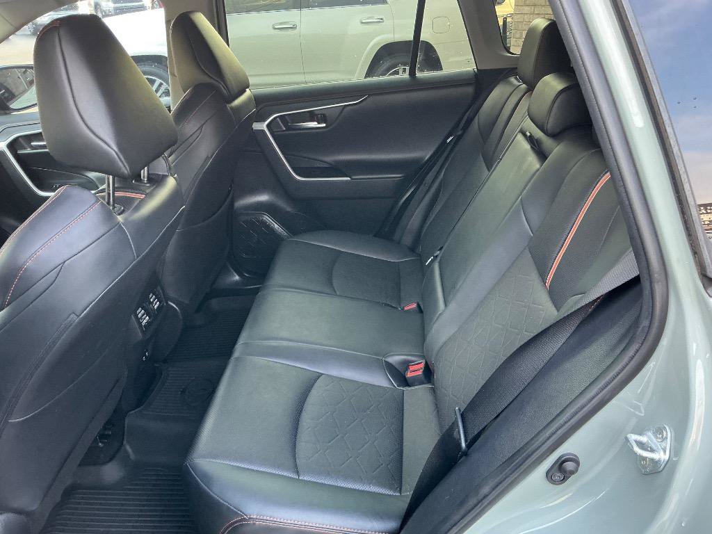Used 2020 Toyota RAV4 Adventure w/ Convenience Package AWD/4WD image 13