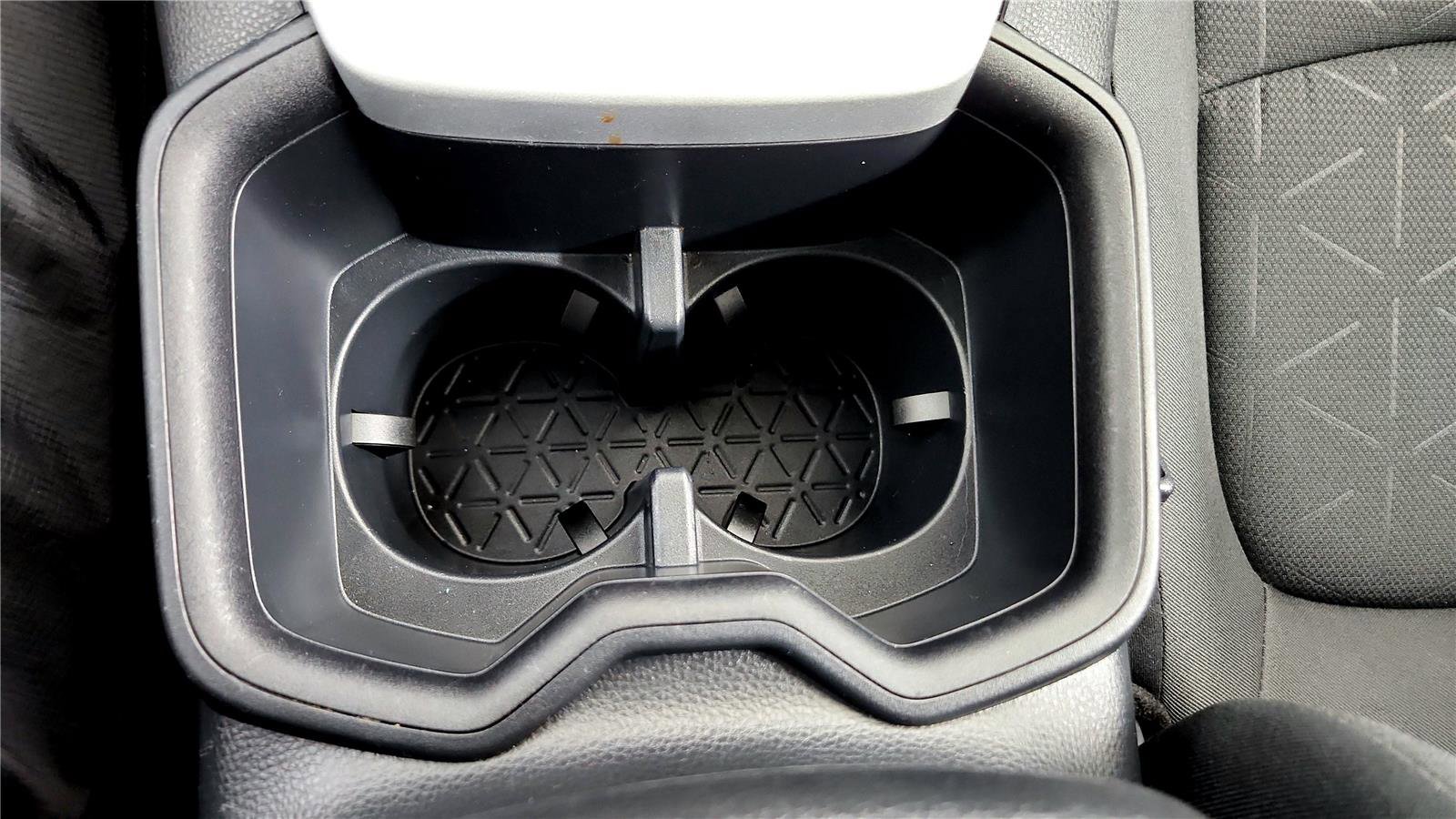 Used 2025 Toyota RAV4 XLE w/ Convenience Package image 32