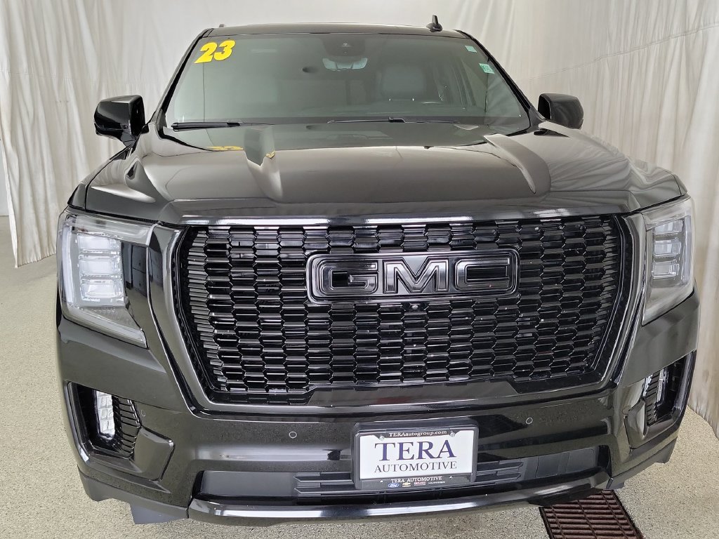 Used 2023 GMC Yukon Denali w/ Denali Reserve Package AWD/4WD image 3