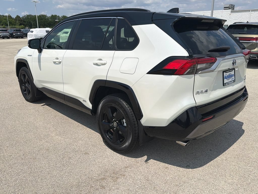 Used 2021 Toyota RAV4 XSE w/ XSE Grade Weather Package AWD/4WD image 4