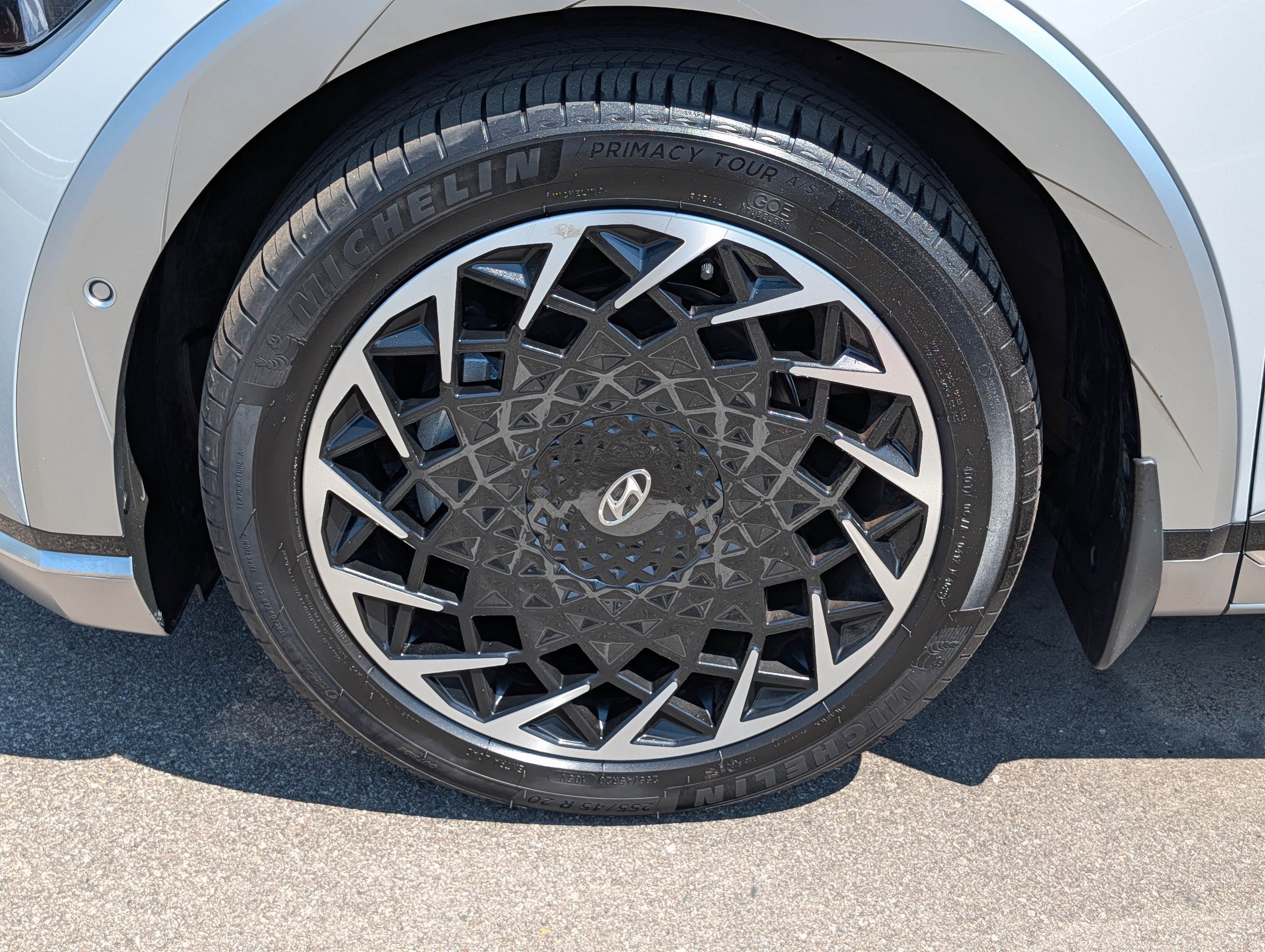 Certified 2023 Hyundai Ioniq 5 Limited AWD/4WD image 15