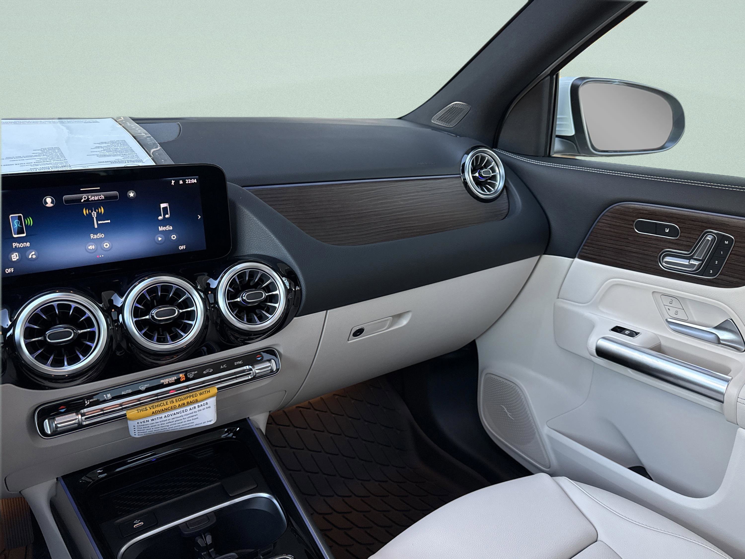 New 2026 Mercedes-Benz GLA 250 image 45
