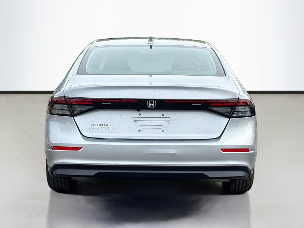 Used 2023 Honda Accord LX image 6