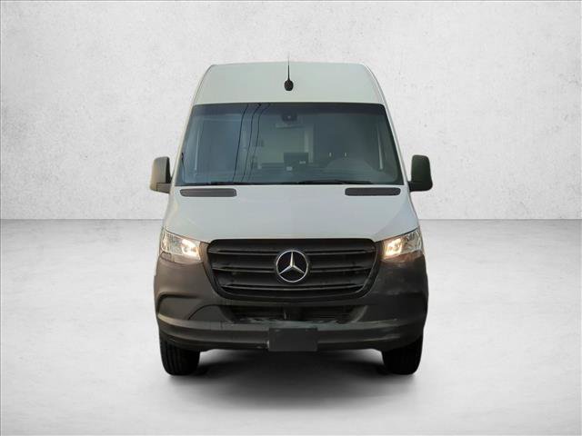 Used 2020 Mercedes-Benz Sprinter 2500 image 2