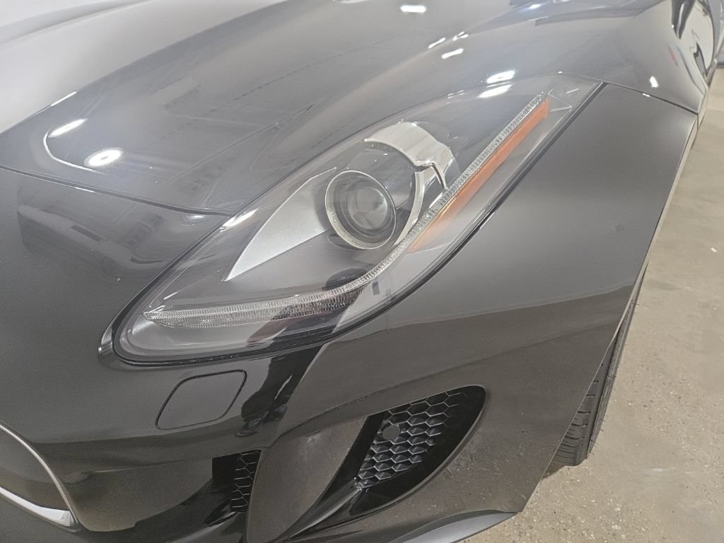 Used 2017 Jaguar F-TYPE Coupe RWD image 24