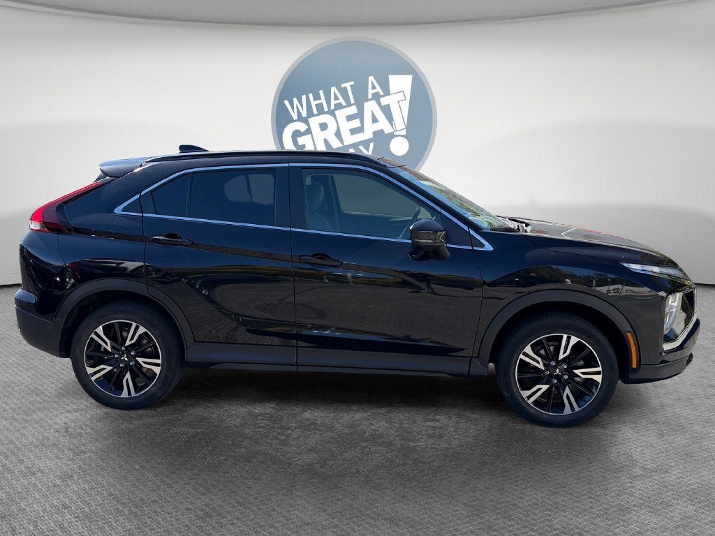 Used 2025 Mitsubishi Eclipse Cross SE AWD/4WD image 2