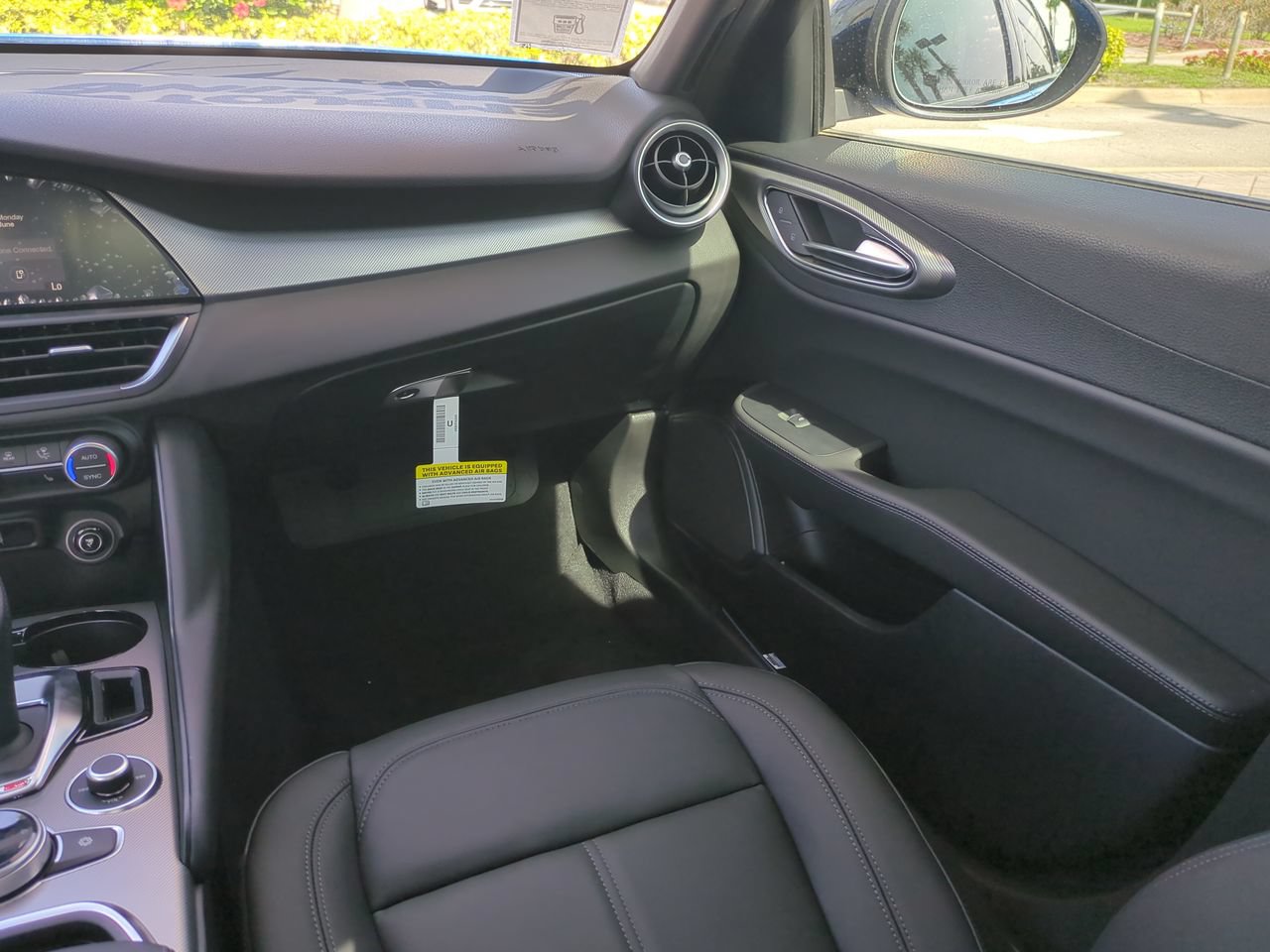 New 2025 Alfa Romeo Giulia w/ Driving Assist Package RWD image 15