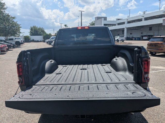 New 2026 RAM 2500 Big Horn AWD/4WD image 13