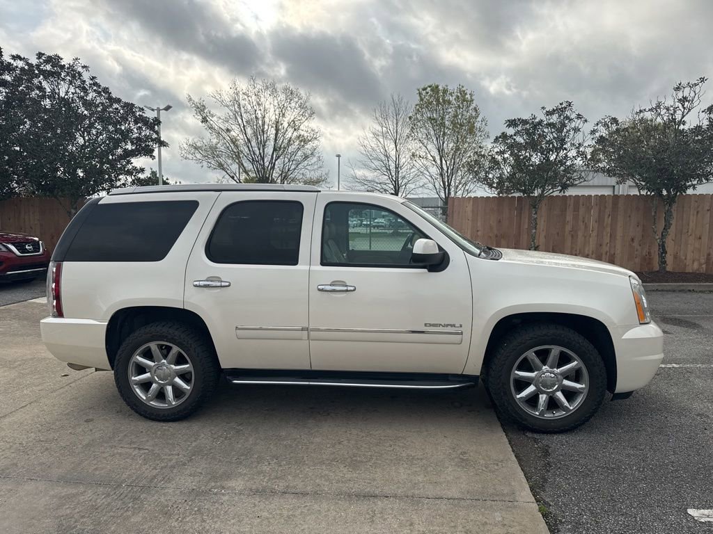 Used 2013 GMC Yukon Denali image 4