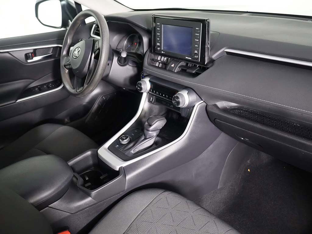 Used 2022 Toyota RAV4 XLE w/ Convenience Package image 29