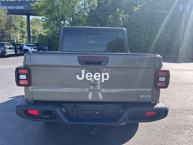 Used 2020 Jeep Gladiator Overland AWD/4WD image 4