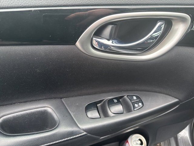 Used 2019 Nissan Sentra SV image 12