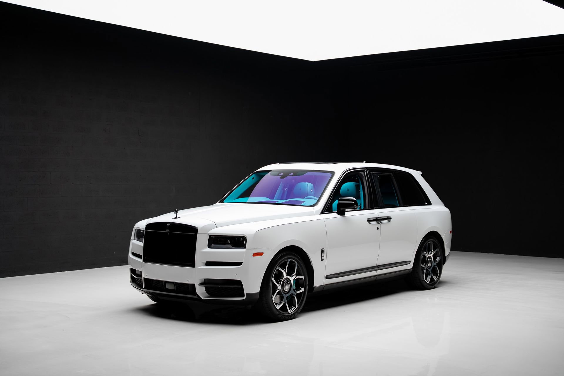 Used 2019 Rolls-Royce Cullinan AWD/4WD image 5