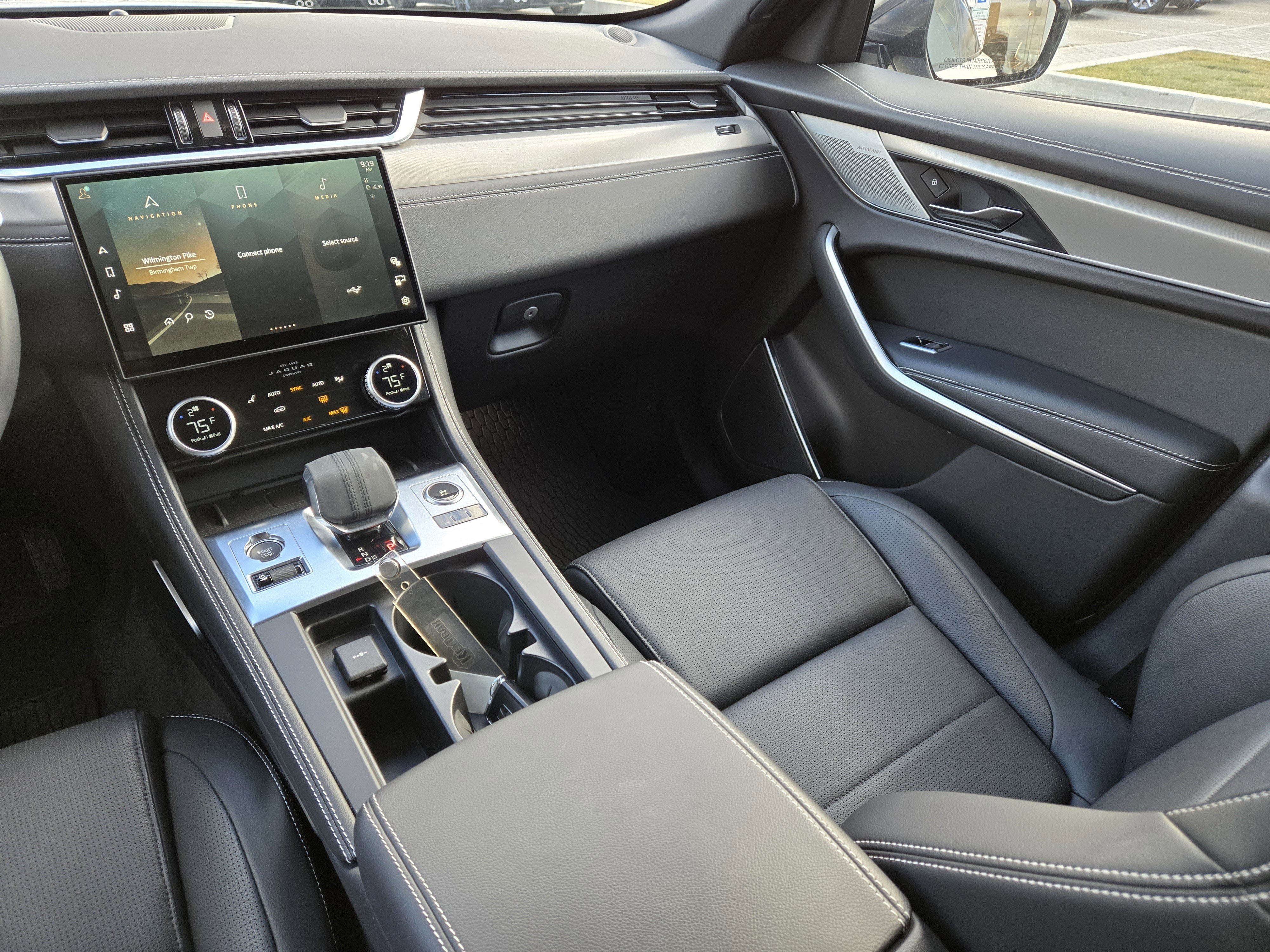 Certified 2026 Jaguar F-PACE R-Dynamic S image 14
