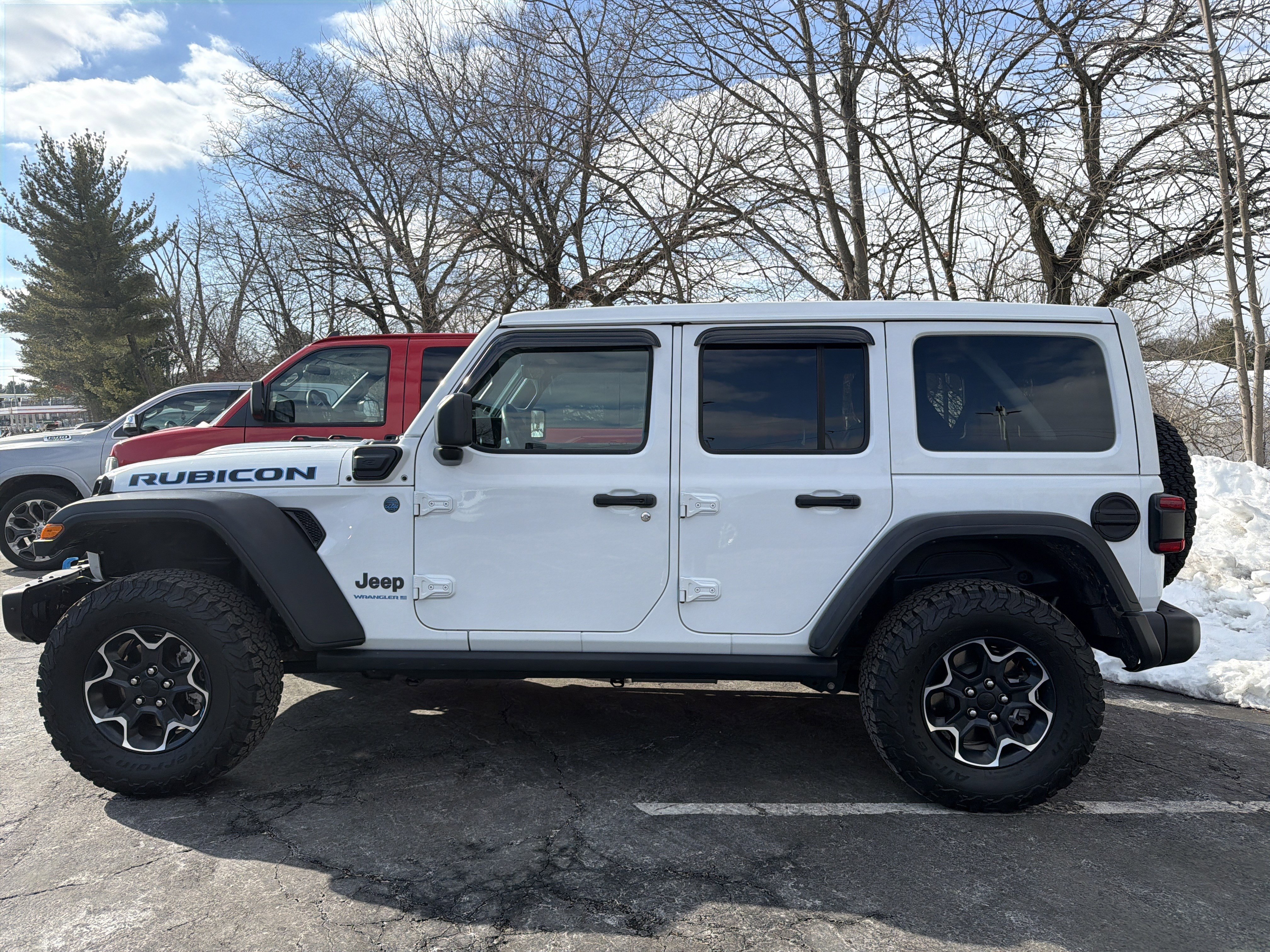 Certified 2023 Jeep Wrangler Unlimited Rubicon 4xe w/ Steel Bumper Group AWD/4WD image 5