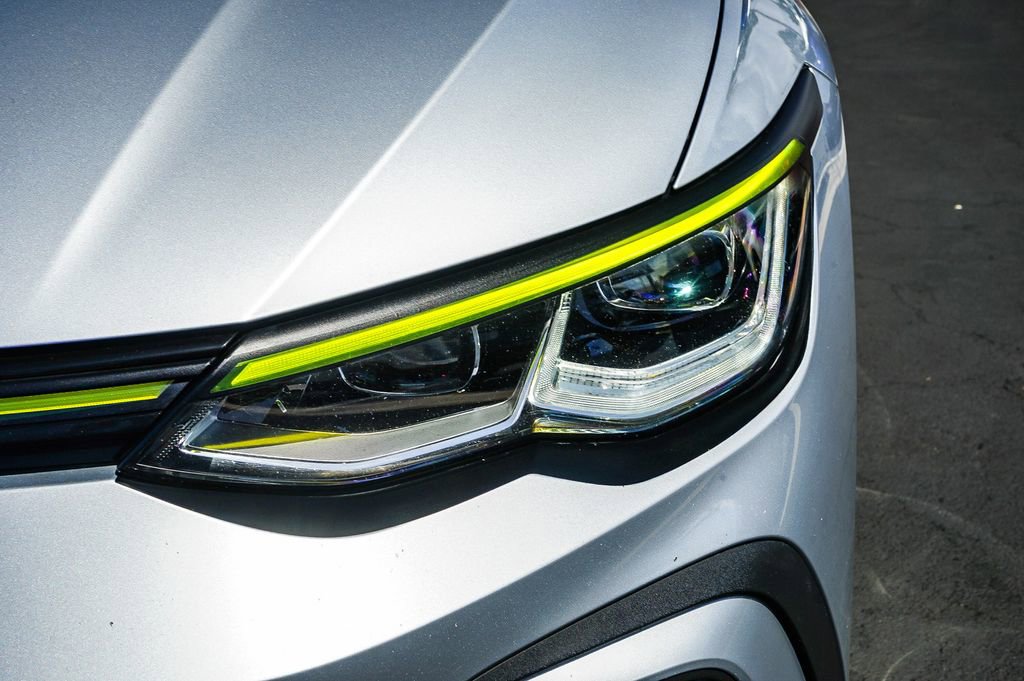 Used 2022 Volkswagen GTI SE image 10