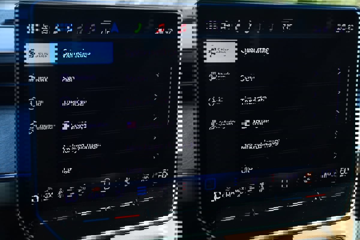 Used 2025 Volkswagen ID. Buzz Pro S image 54