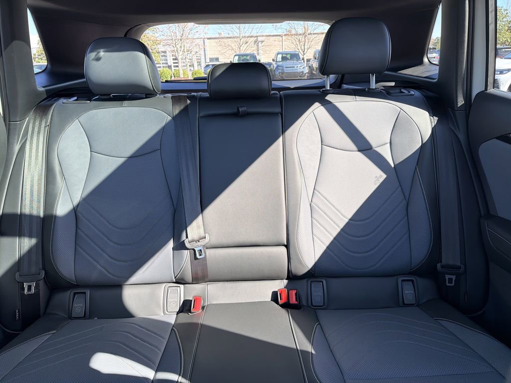 New 2026 Volkswagen Tiguan SE R-Line image 31