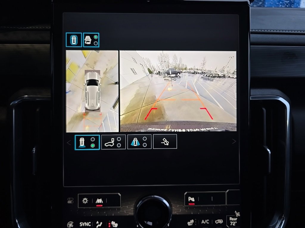 Used 2024 GMC Acadia Elevation image 15